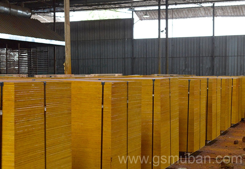 層層過(guò)膠和單層過(guò)膠的建筑模板有什么區(qū)別? 層層過(guò)膠和單層過(guò)膠的建筑模板有什么區(qū)別?