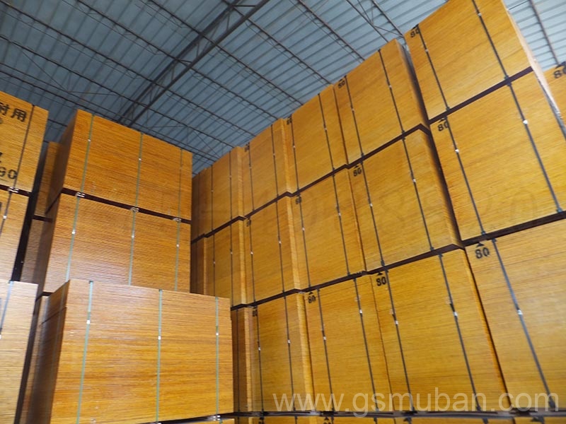 東莞建筑模板1220*2440*12mm多少錢一張？