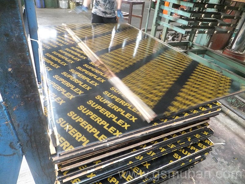 木工模板多少錢一平方?更省地完成工程 木工模板多少錢一平方?更省地完成工程