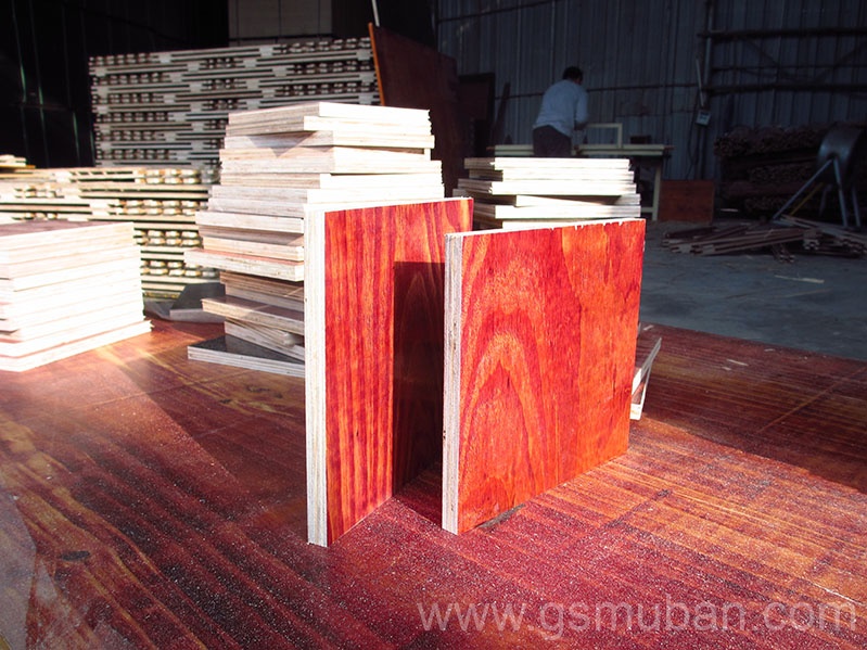 1.83*91.5規(guī)格的建筑木模板多少錢?