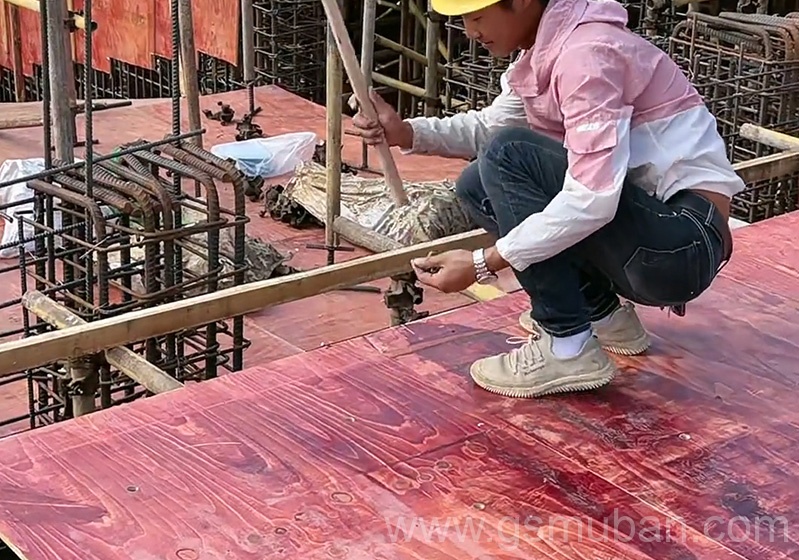 紅模板廠有哪些?各類建筑紅模板材質(zhì)比較 紅模板廠有哪些?各類建筑紅模板材質(zhì)比較