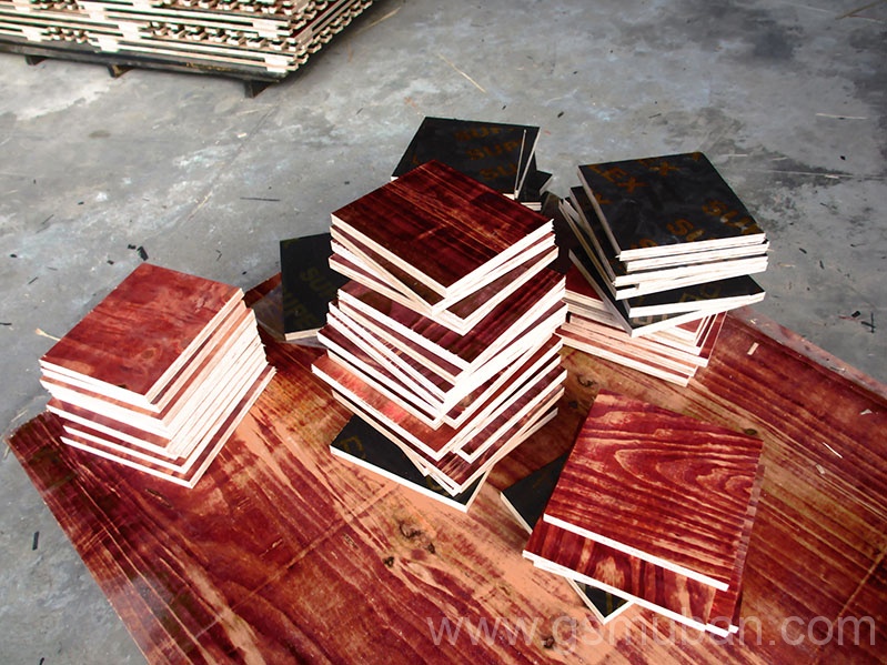 建筑模板怎么采購才劃算？看看廠家怎么說！